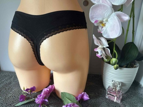 STRINGI DAMSKIE STRINGI DAMSKIE